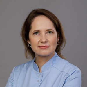Gydytoja periodontologė Agnė Razmienė | Slėnio odontologijos klinika